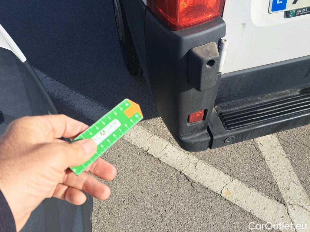  Peugeot  Boxer PEUGEOT  / 2014 / 4P / furgón 335 L2 H2 BHDI 103kW (140CV) S&S 6 V. M #40