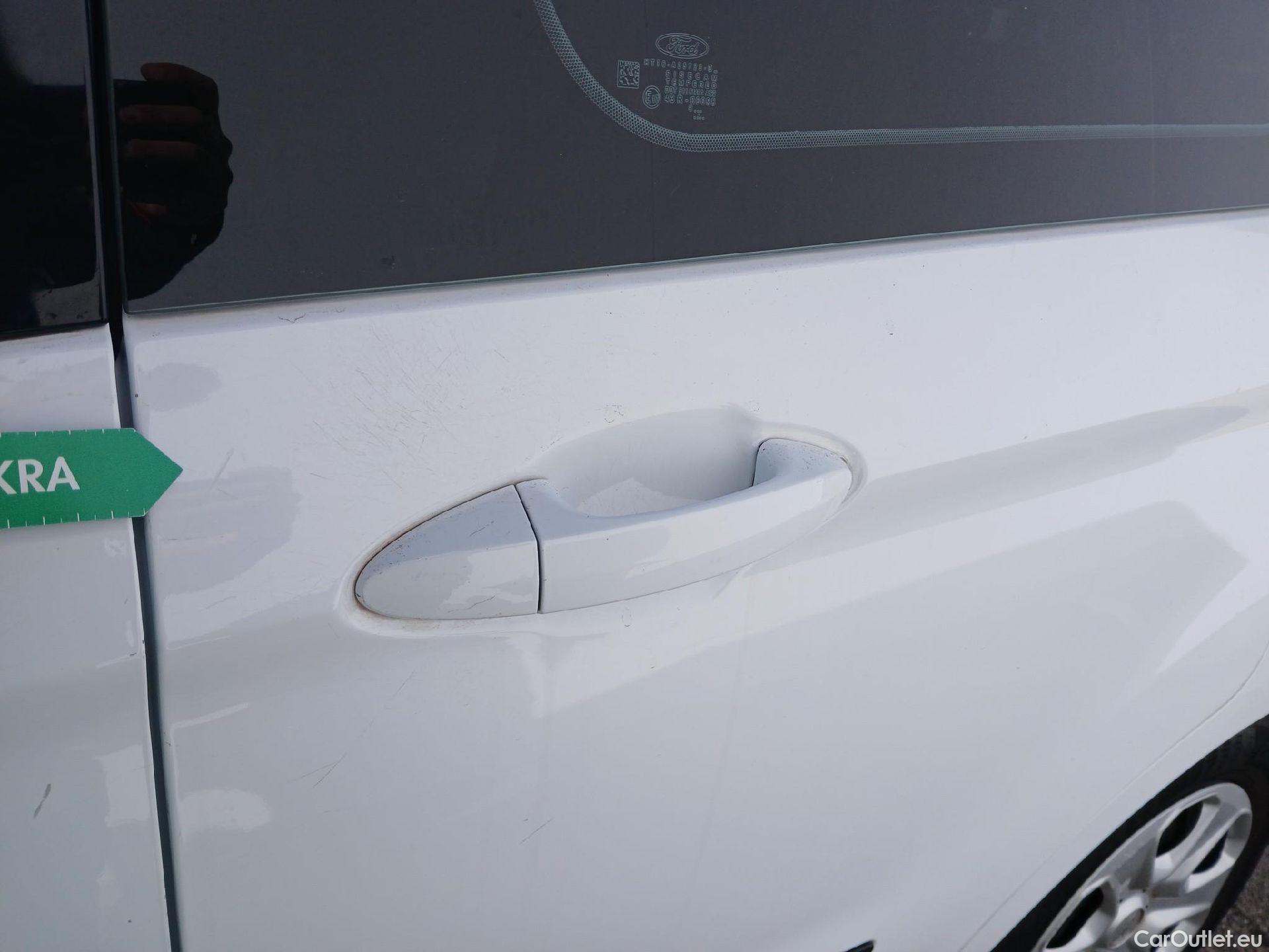  Ford  Transit Connect FORD Transit Courier / 2014 / 4P / combi Kombi 1.5 TDCi 71kW Trend #25