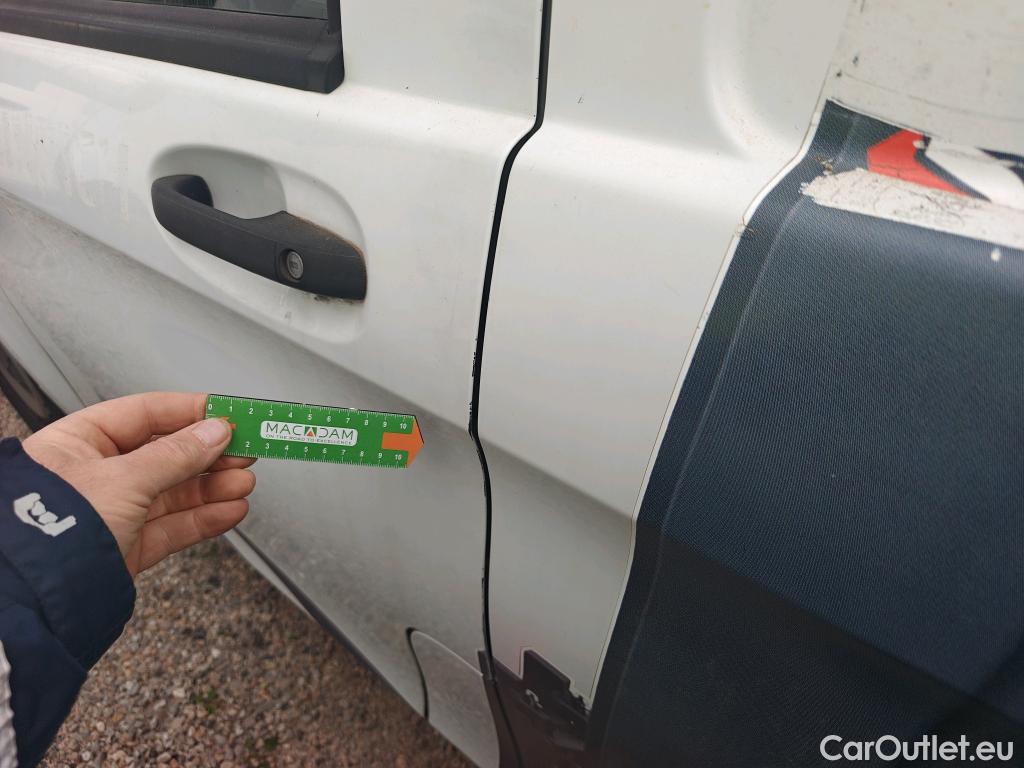  Mercedes  Vito MERCEDES-BENZ  / 2014 / 4P / furgón 111 CDI Larga #21