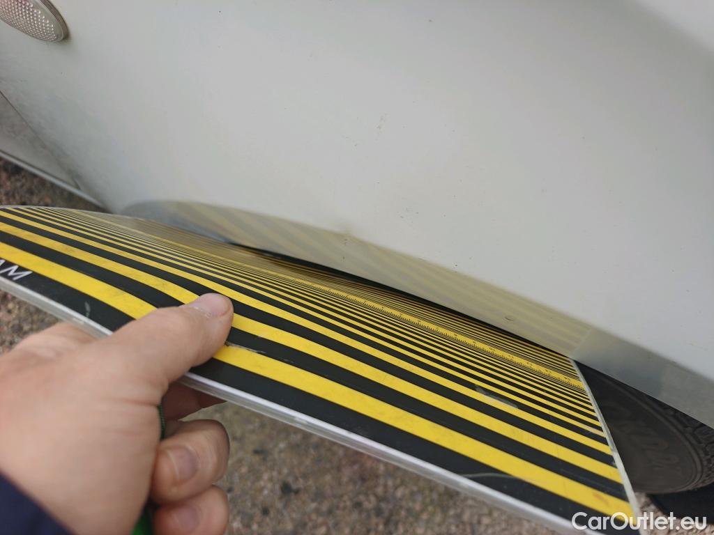  Mercedes  Vito MERCEDES-BENZ  / 2014 / 4P / furgón 111 CDI Larga #40