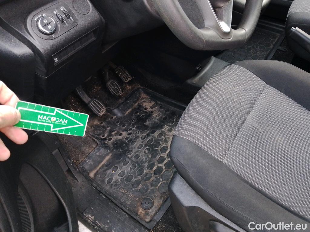  Opel  Combo OPEL  / 2018 / 3P / furgón derivado de turismo 1.6 TD S/S 74kW (100CV) Express L H1 650 #14