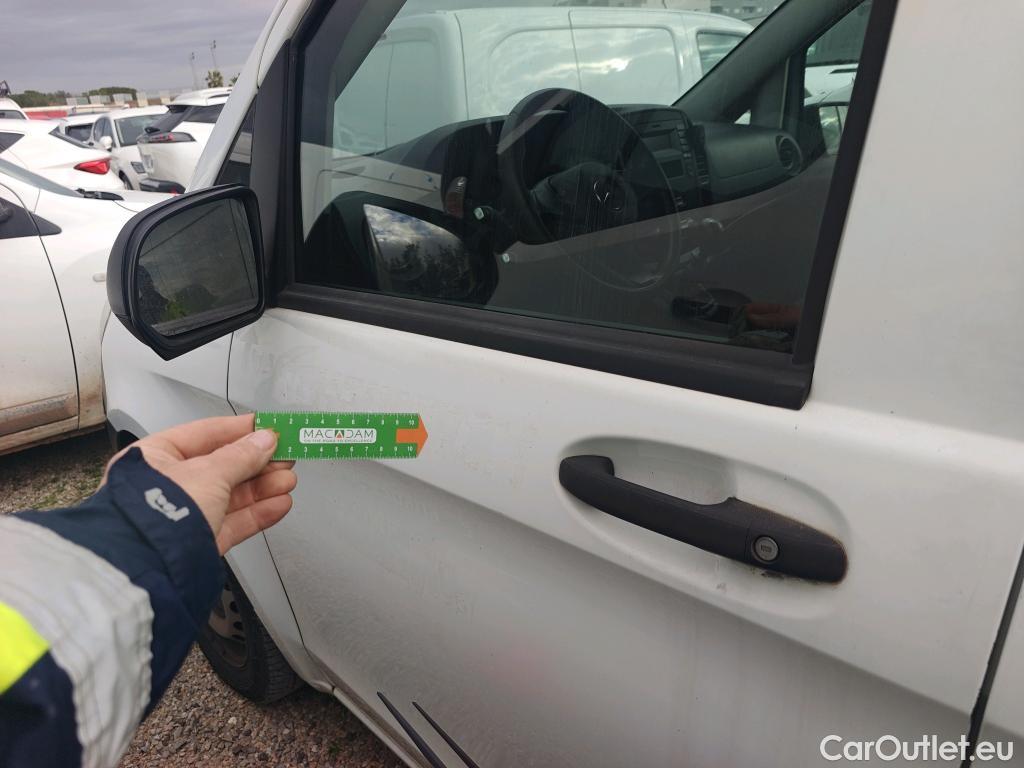  Mercedes  Vito MERCEDES-BENZ  / 2014 / 4P / furgón 111 CDI Larga #20