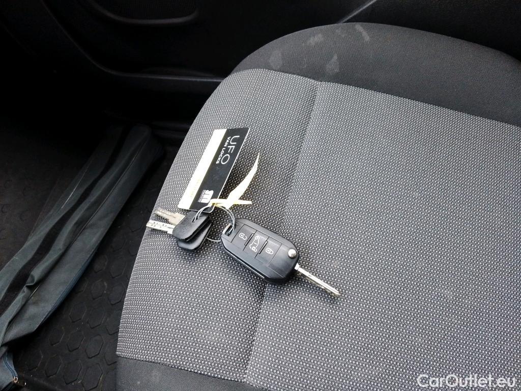  Opel  Combo OPEL  / 2018 / 3P / furgón derivado de turismo 1.6 TD S/S 74kW (100CV) Express L H1 650 #4