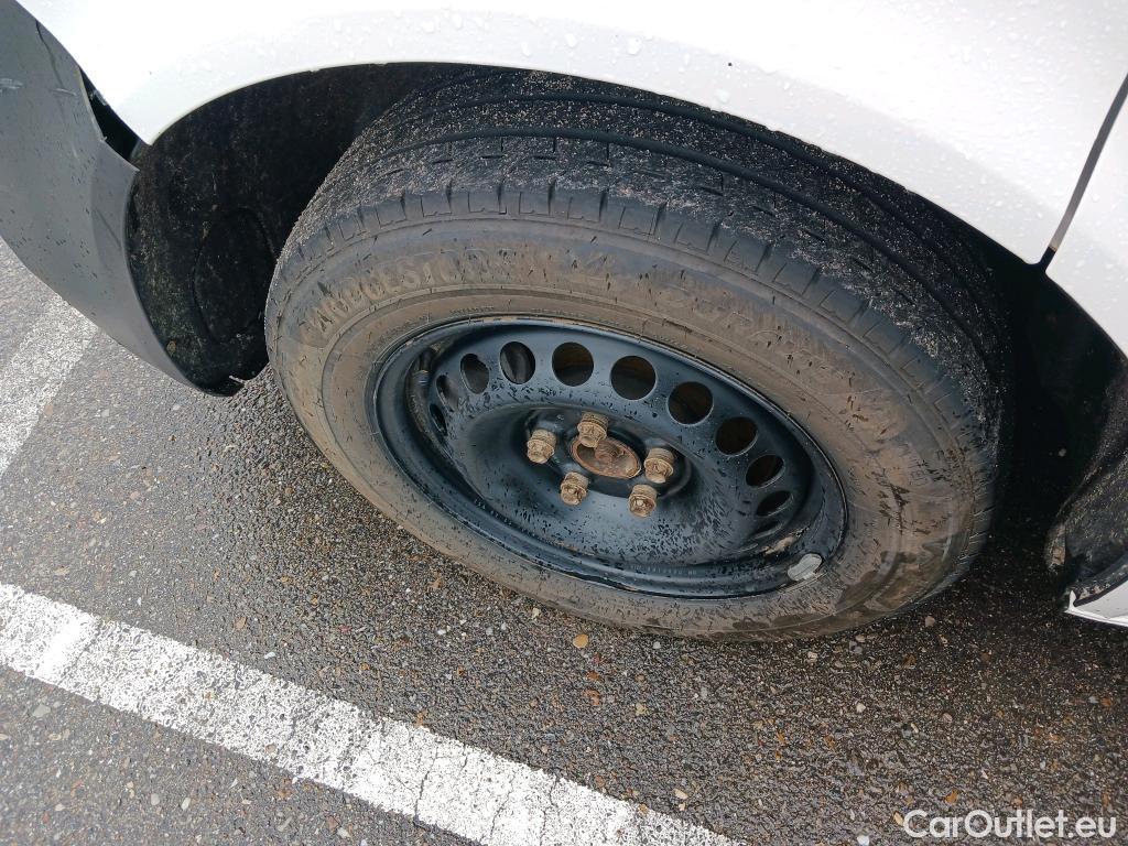  Land Rover  Discovery VOLKSWAGEN Transporter / 2020 / 4P / furgón Furgón Corto TN 2.0 TDI 110kW 4MO #45