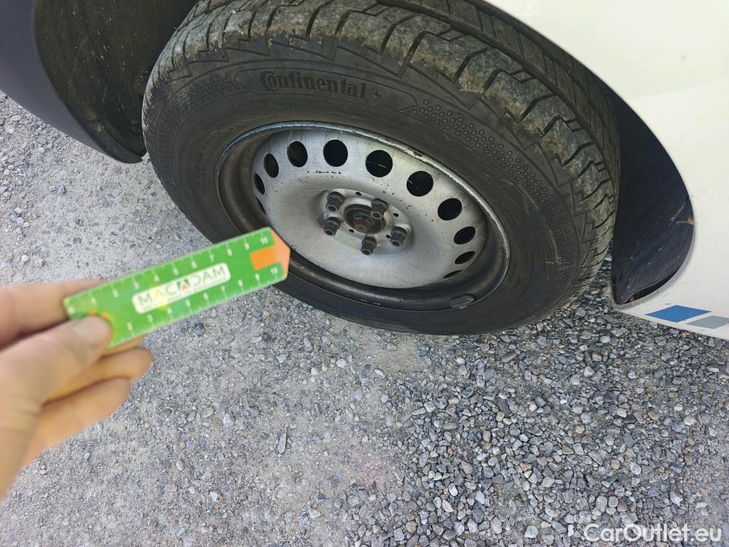  Renault  Kangoo RENAULT  Furgón/2013/4P/furgón derivado de turismo Maxi 2p Blue dCi 70 kW (95CV) #43