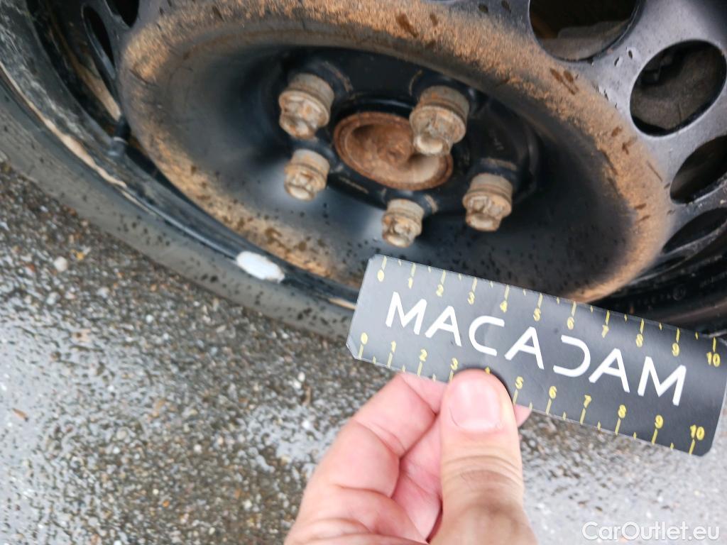  Land Rover  Discovery VOLKSWAGEN Transporter / 2020 / 4P / furgón Furgón Corto TN 2.0 TDI 110kW 4MO #50