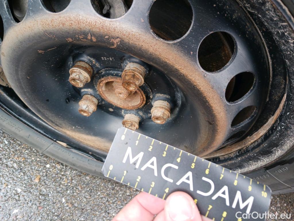  Land Rover  Discovery VOLKSWAGEN Transporter / 2020 / 4P / furgón Furgón Corto TN 2.0 TDI 110kW 4MO #48