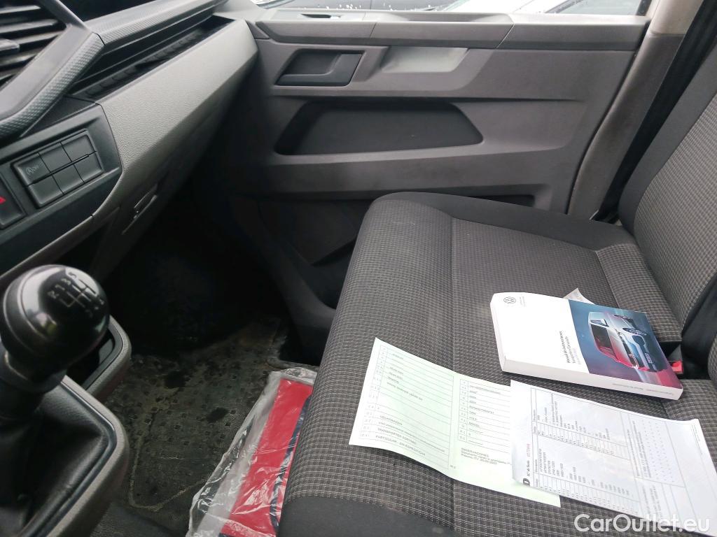  Land Rover  Discovery VOLKSWAGEN Transporter / 2020 / 4P / furgón Furgón Corto TN 2.0 TDI 110kW 4MO #29