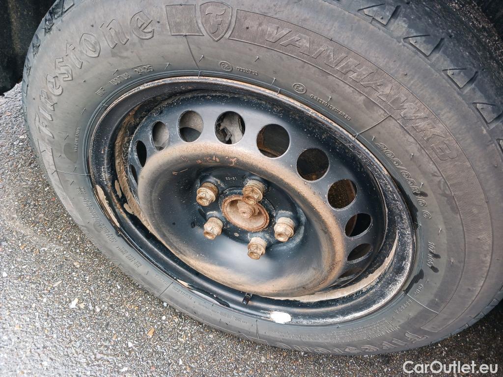  Land Rover  Discovery VOLKSWAGEN Transporter / 2020 / 4P / furgón Furgón Corto TN 2.0 TDI 110kW 4MO #47