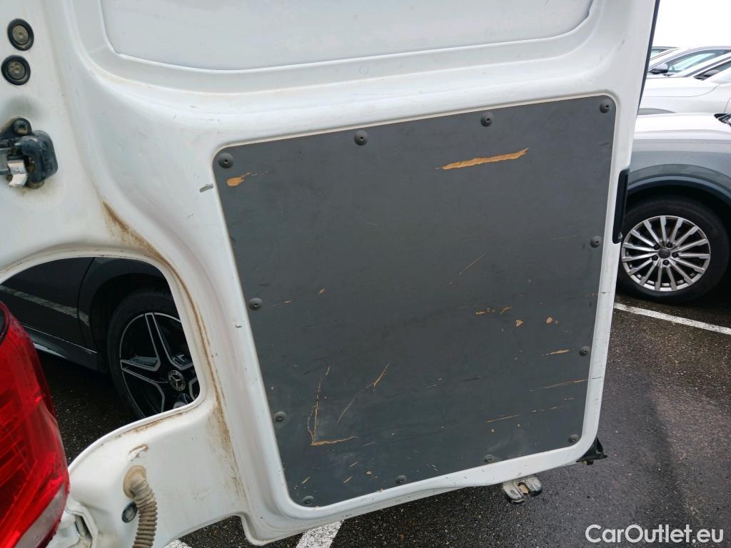  Land Rover  Discovery VOLKSWAGEN Transporter / 2020 / 4P / furgón Furgón Corto TN 2.0 TDI 110kW 4MO #65