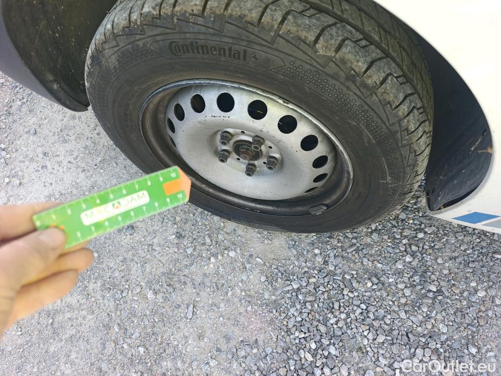  Renault  Kangoo RENAULT  Furgón/2013/4P/furgón derivado de turismo Maxi 2p Blue dCi 70 kW (95CV) #42