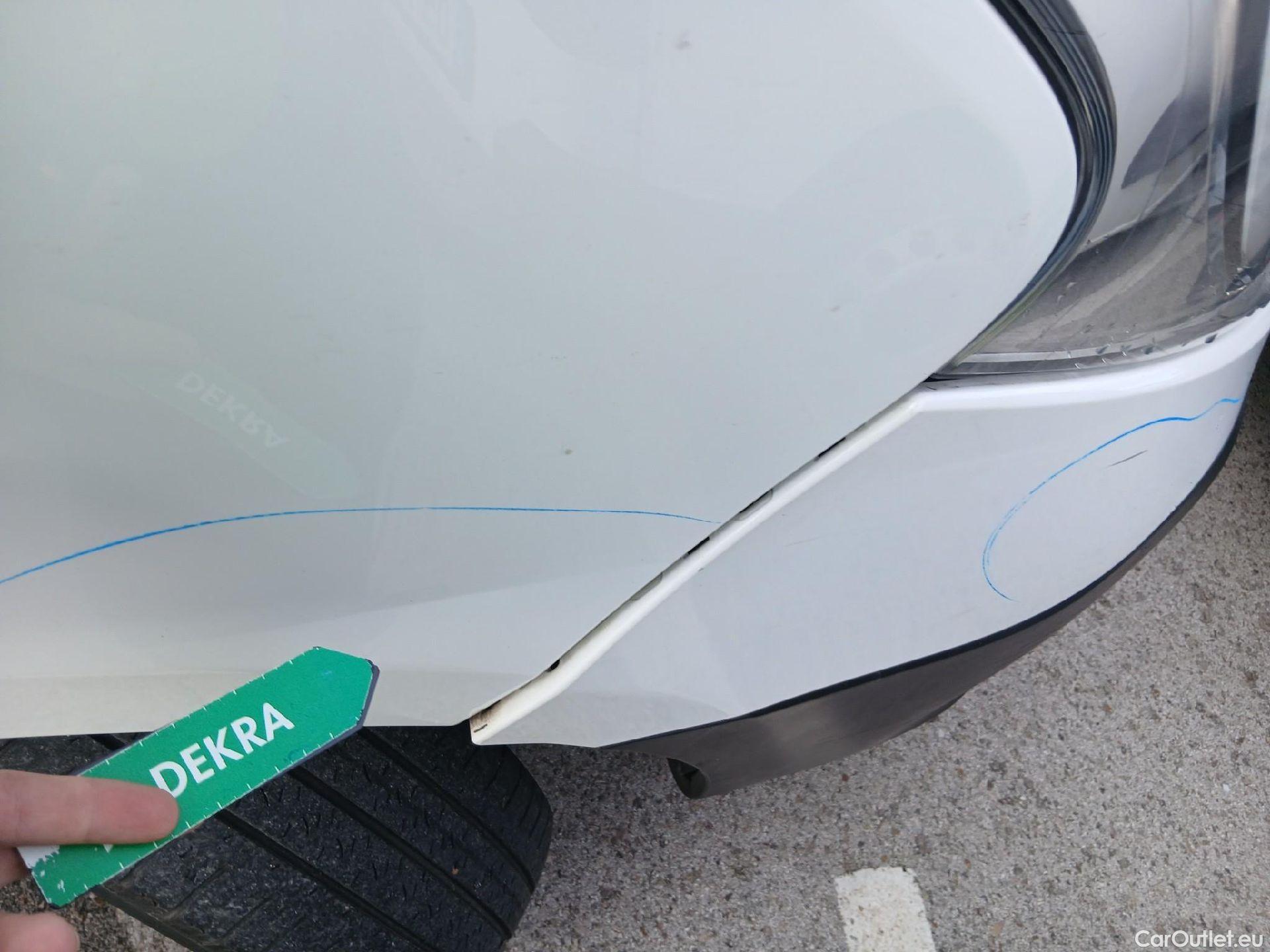  Renault  Trafic RENAULT  / 2019 / 4P / combi Combi 9 Largo Energy Blue dCi 88 kW #17