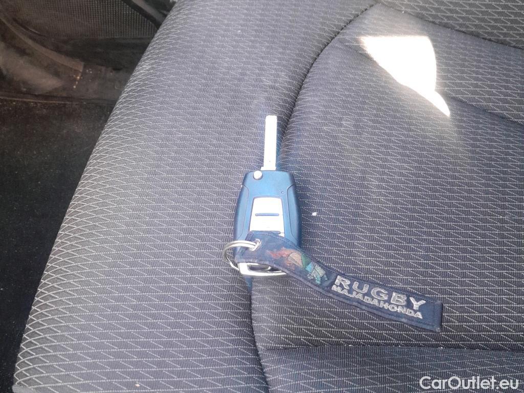  Land Rover  Discovery SSANGYONG Musso / 2022 / 4P / pickup doble cabina Sports D22DTR 4x4 Pro (AC2) #3