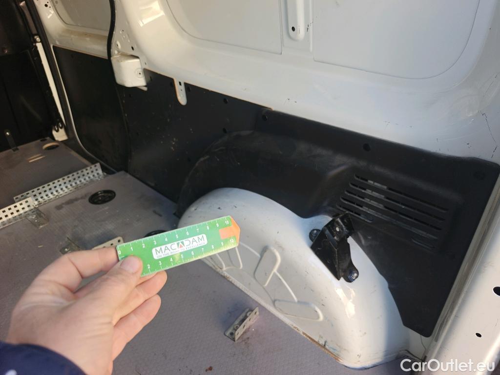  Renault  Kangoo RENAULT  Furgón/2013/4P/furgón derivado de turismo Maxi 2p Blue dCi 70 kW (95CV) #44