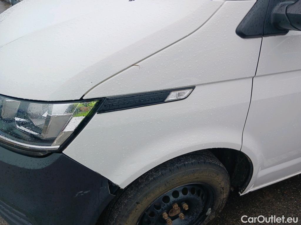  Land Rover  Discovery VOLKSWAGEN Transporter / 2020 / 4P / furgón Furgón Corto TN 2.0 TDI 110kW 4MO #35