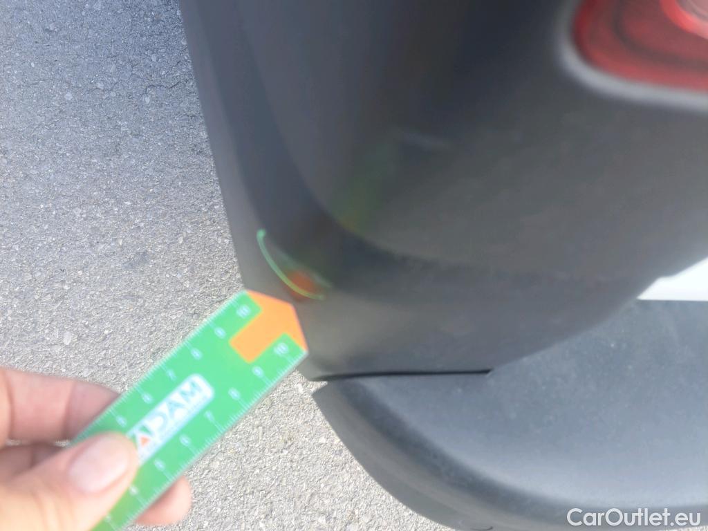  Renault  Trafic RENAULT  / 2019 / 4P / furgón Furgón 27 L1H1 Energy BluedCi 88 kW #14