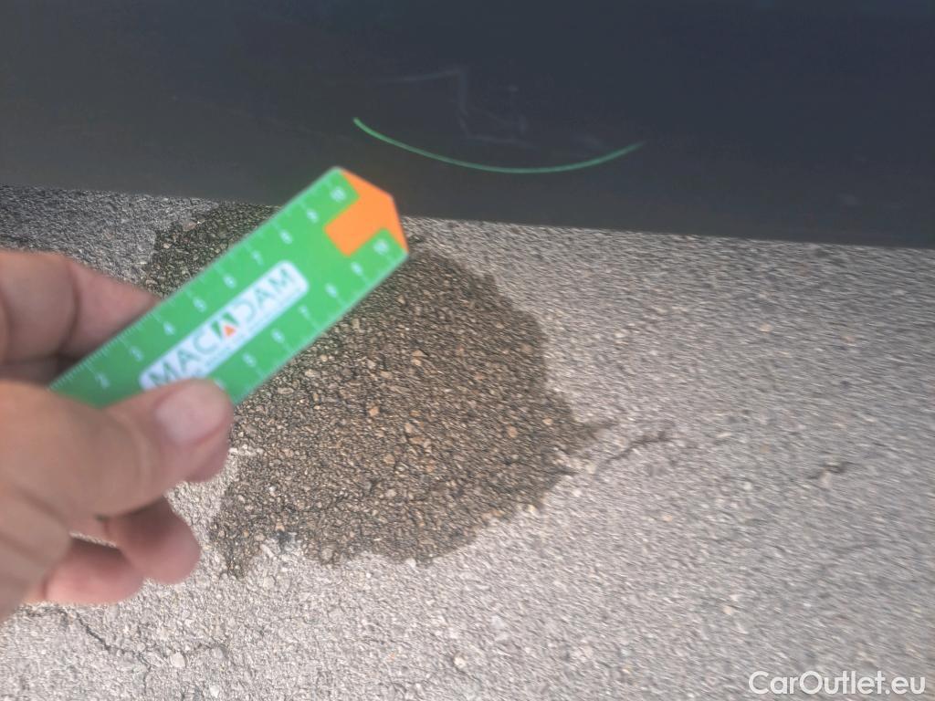  Renault  Trafic RENAULT  / 2019 / 4P / furgón Furgón 27 L1H1 Energy BluedCi 88 kW #8