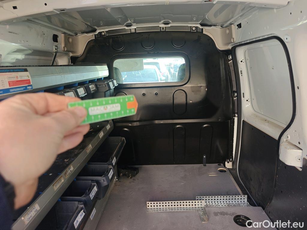  Renault  Kangoo RENAULT  Furgón/2013/4P/furgón derivado de turismo Maxi 2p Blue dCi 70 kW (95CV) #18