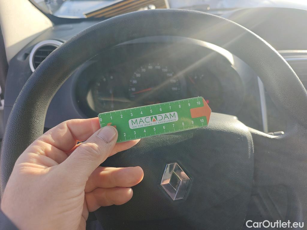  Renault  Kangoo RENAULT  Furgón/2013/4P/furgón derivado de turismo Maxi 2p Blue dCi 70 kW (95CV) #36