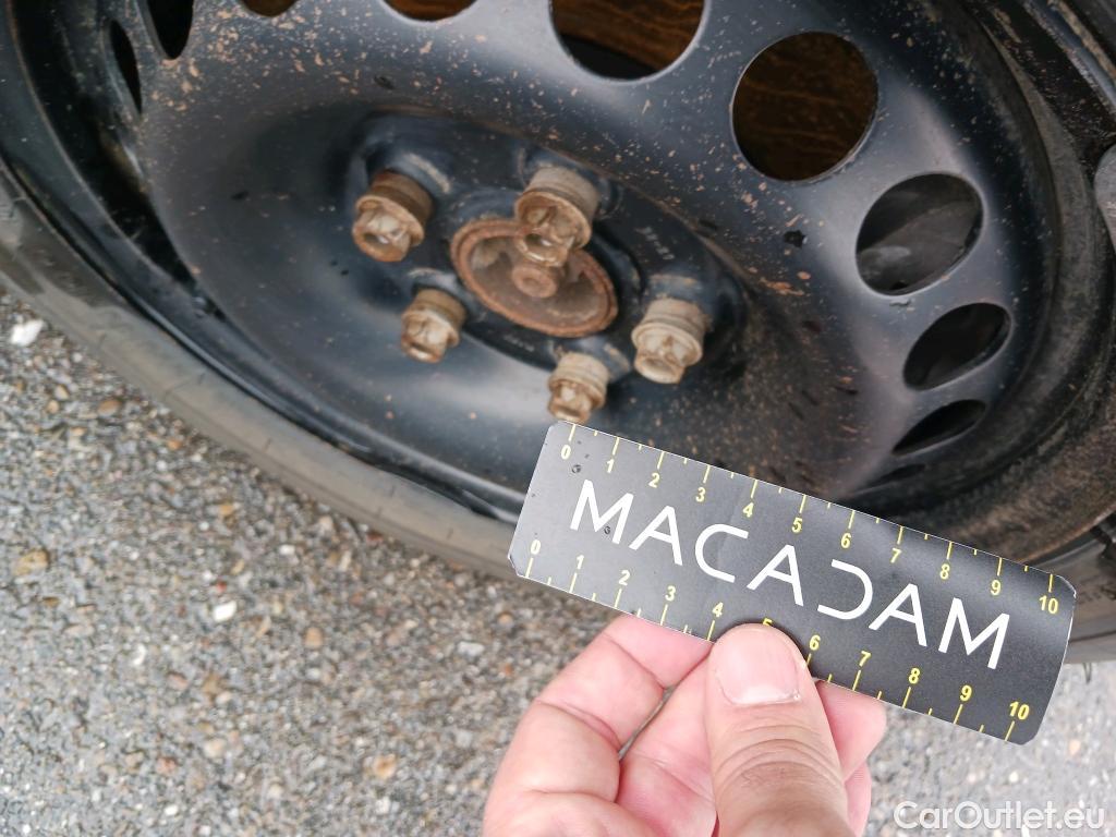  Land Rover  Discovery VOLKSWAGEN Transporter / 2020 / 4P / furgón Furgón Corto TN 2.0 TDI 110kW 4MO #44