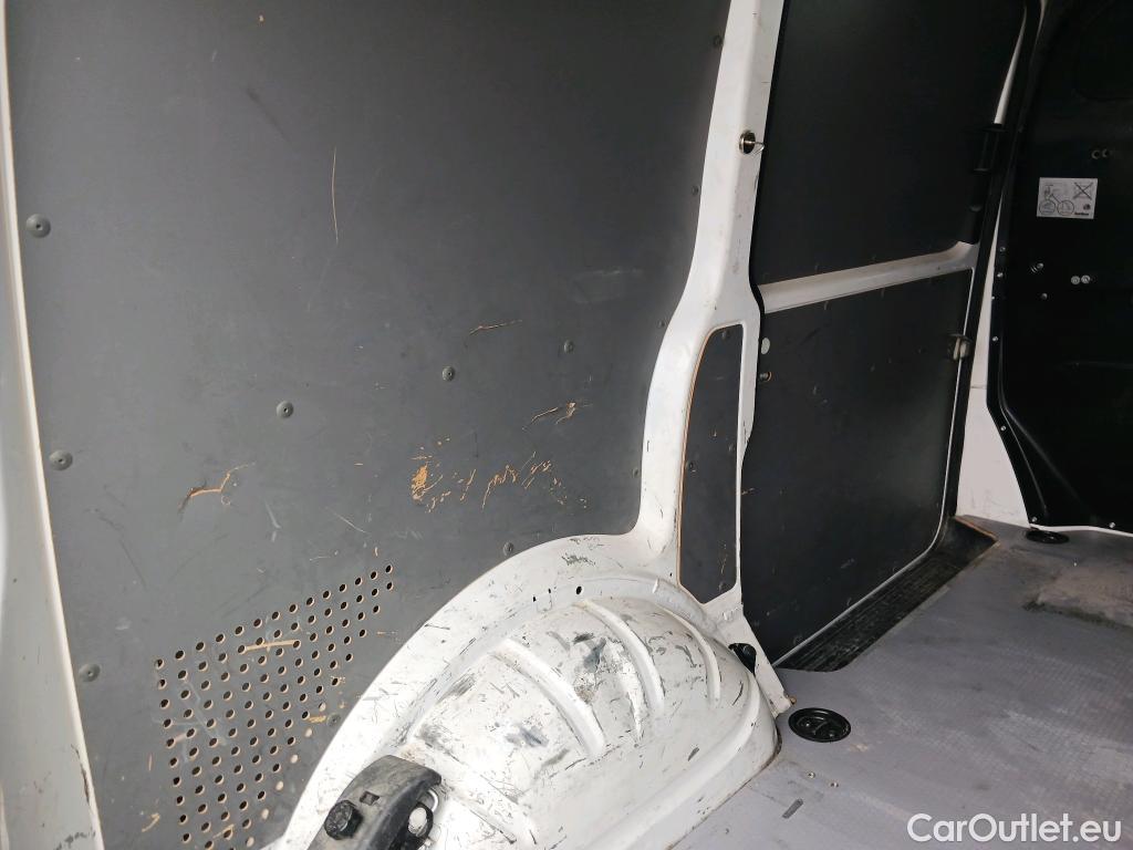  Land Rover  Discovery VOLKSWAGEN Transporter / 2020 / 4P / furgón Furgón Corto TN 2.0 TDI 110kW 4MO #61