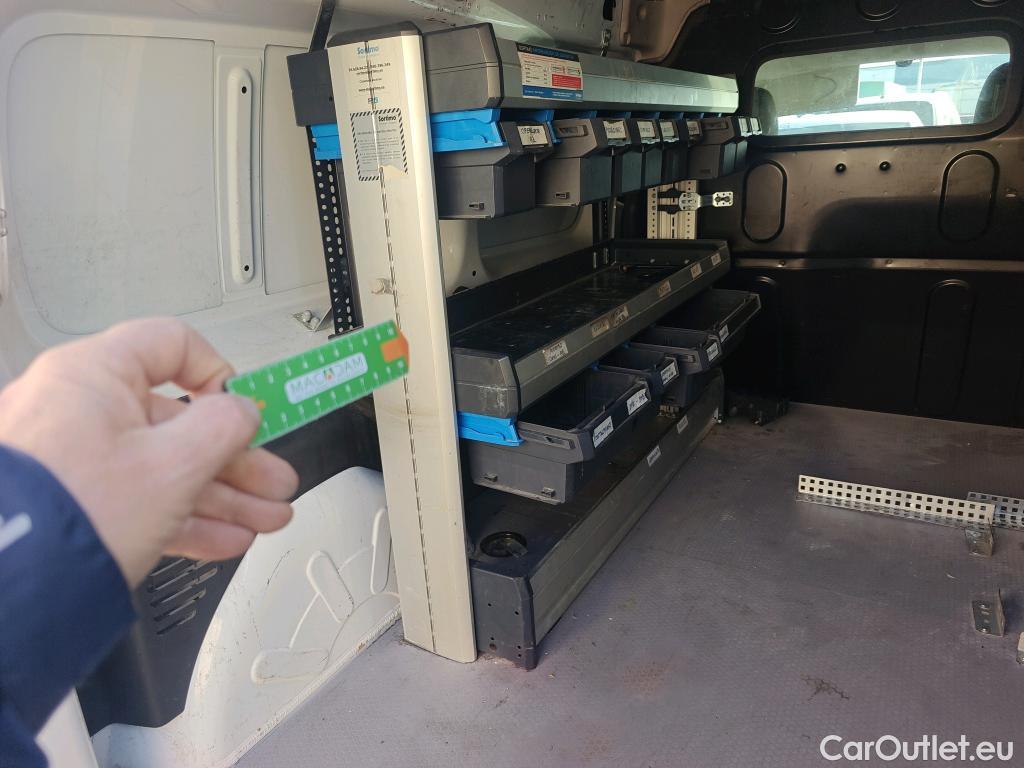  Renault  Kangoo RENAULT  Furgón/2013/4P/furgón derivado de turismo Maxi 2p Blue dCi 70 kW (95CV) #57