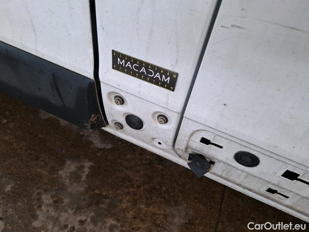  Renault  Trafic  Furgon Grand Confort L1H1 1000 1.6 dCi 120CV BVM6 E6 #46