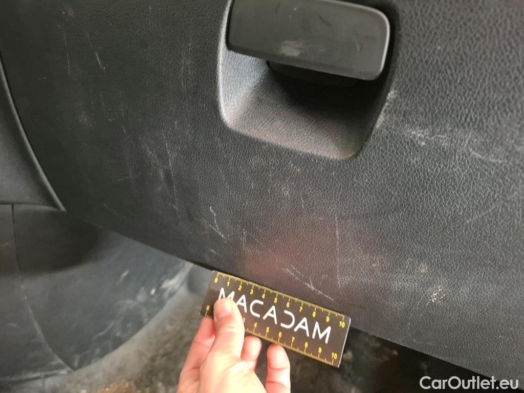  Renault  Trafic  Furgon Grand Confort L1H1 1000 1.6 dCi 120CV BVM6 E6 #30