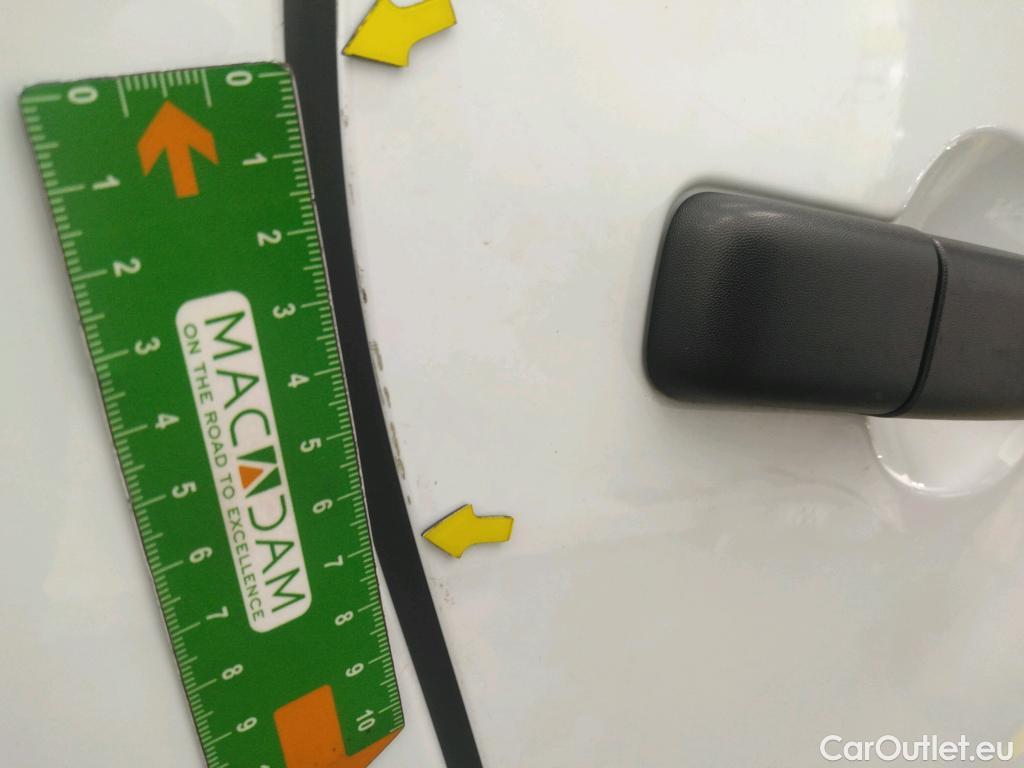  Renault  Trafic RENAULT  / 2019 / 4P / Fourgon tole NV FG GCF L2H2 1200 Energy dCi 145 #18