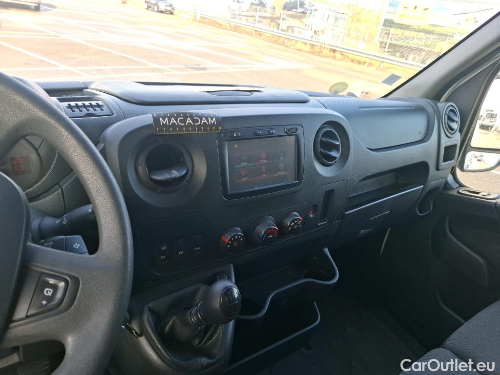  Renault  Master  III Fourgon L2H2 3 5 Grand Confort dCi #9