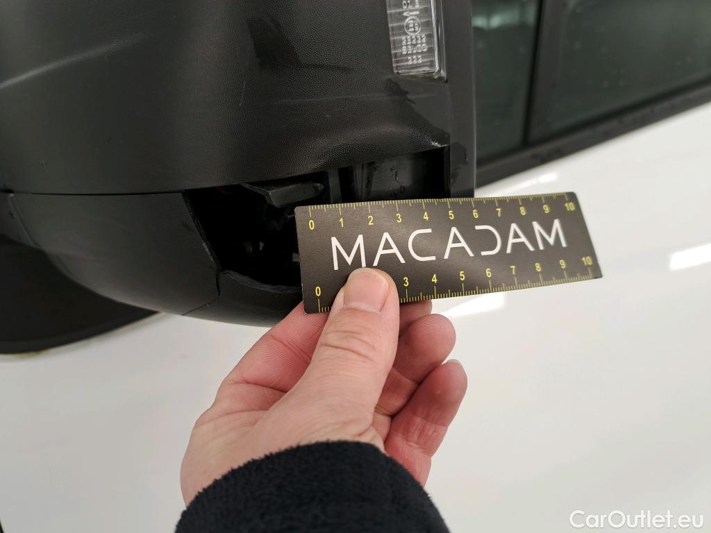  Renault  Trafic  Fourgon L1H1 2T8 Confort 2.0 dCi 110CV BVM6 E6d #46