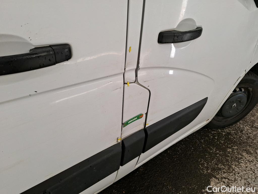  Renault  Master RENAULT  / 2014 / 4P / Fourgon tôlé &FG GCf Trac F3300 L1H1 dCi 110 Euro6 #31