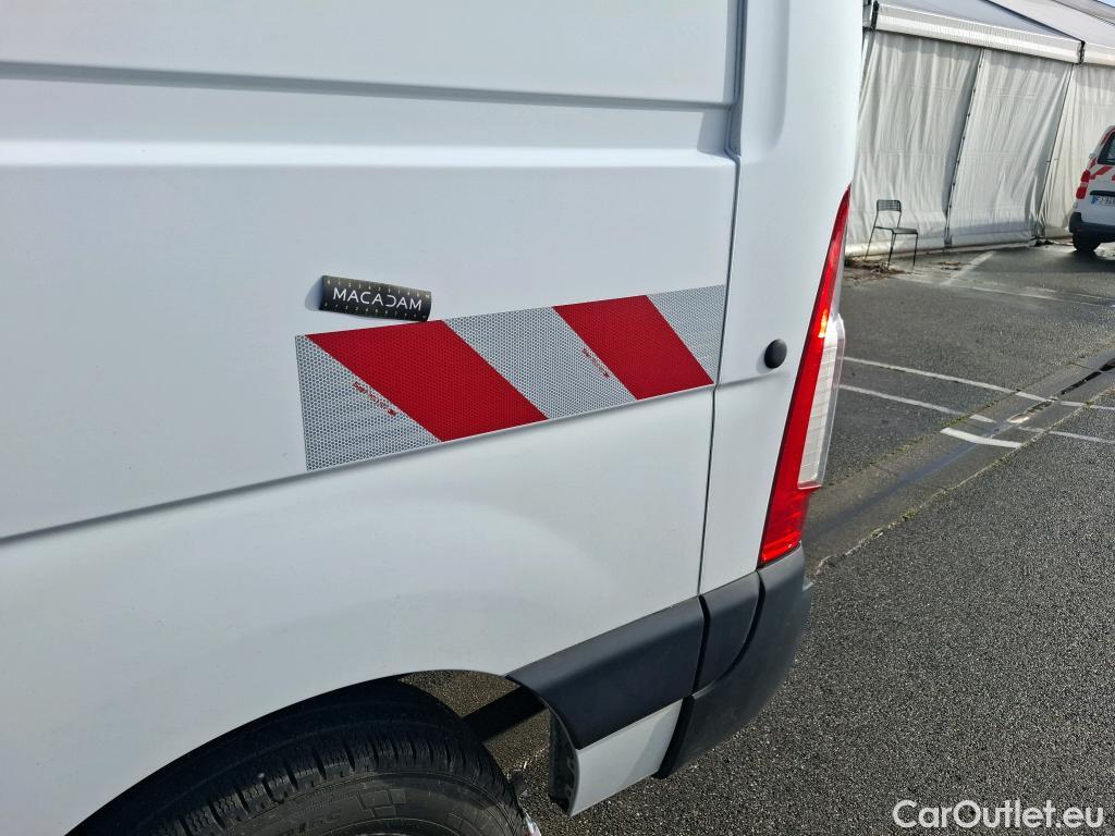  Renault  Master  III Fourgon L2H2 3 5 Grand Confort dCi #21