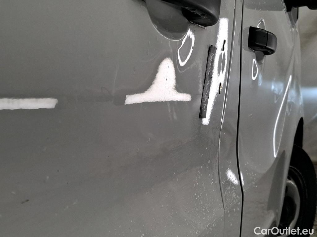  Renault  Trafic  Fourgon L2H1 3T Grand Confort 2.0 dCi 130CV BVM6 E6d #11