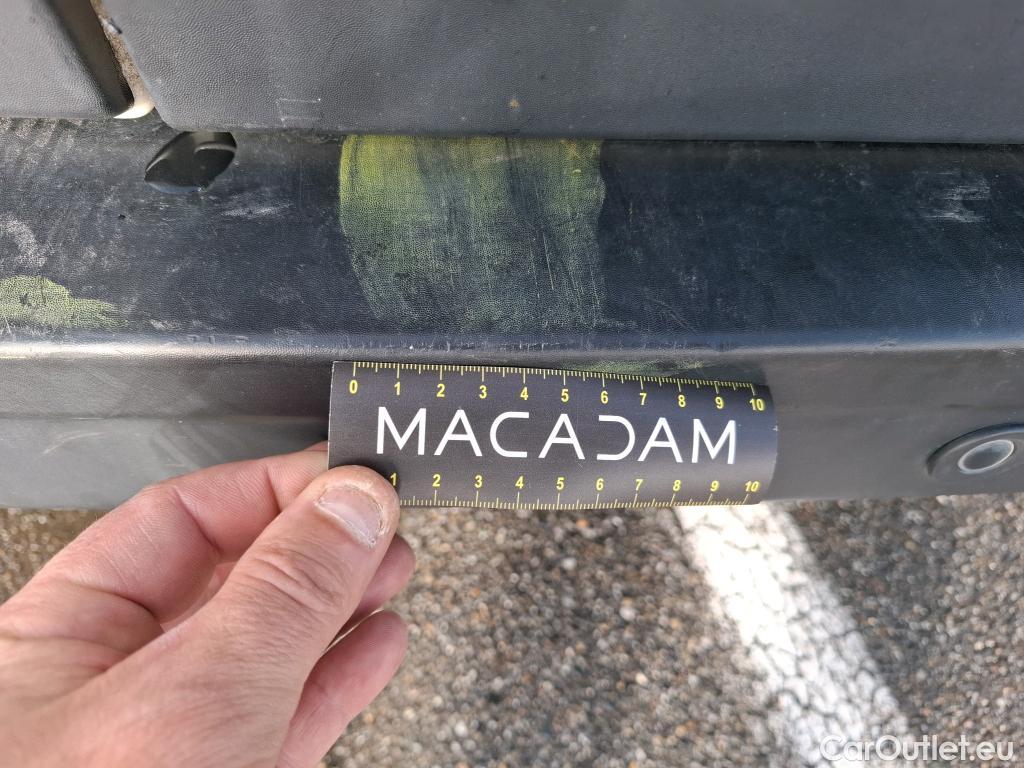  Renault  Master  III Fourgon L2H2 3 5 Grand Confort dCi #25