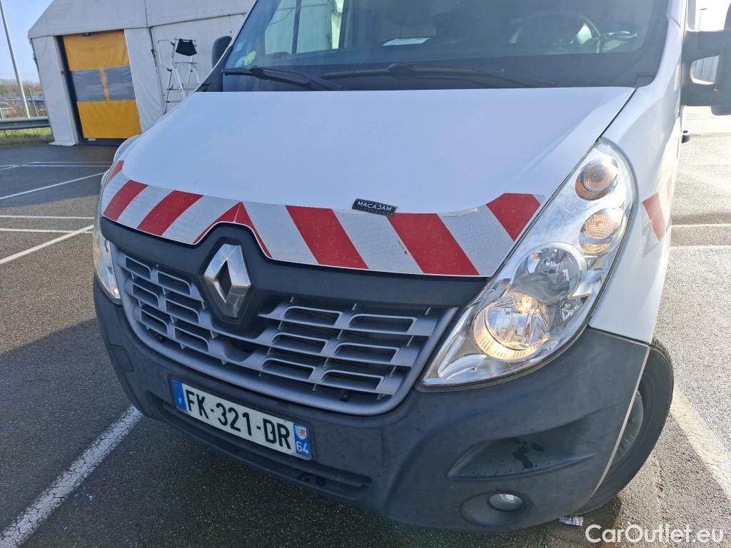  Renault  Master  III Fourgon L2H2 3 5 Grand Confort dCi #19