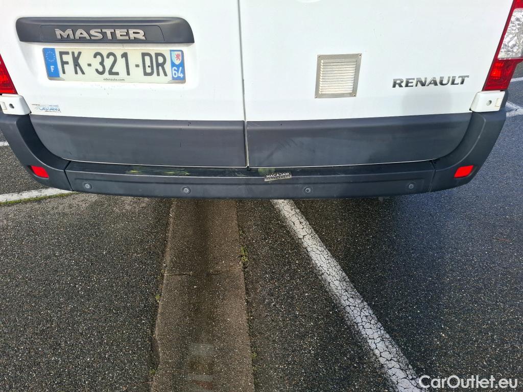  Renault  Master  III Fourgon L2H2 3 5 Grand Confort dCi #24