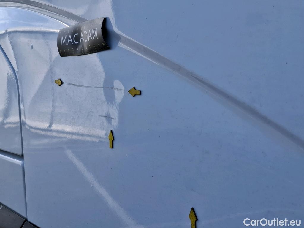  Renault  Master  III Fourgon L2H2 3 5 Grand Confort dCi #2