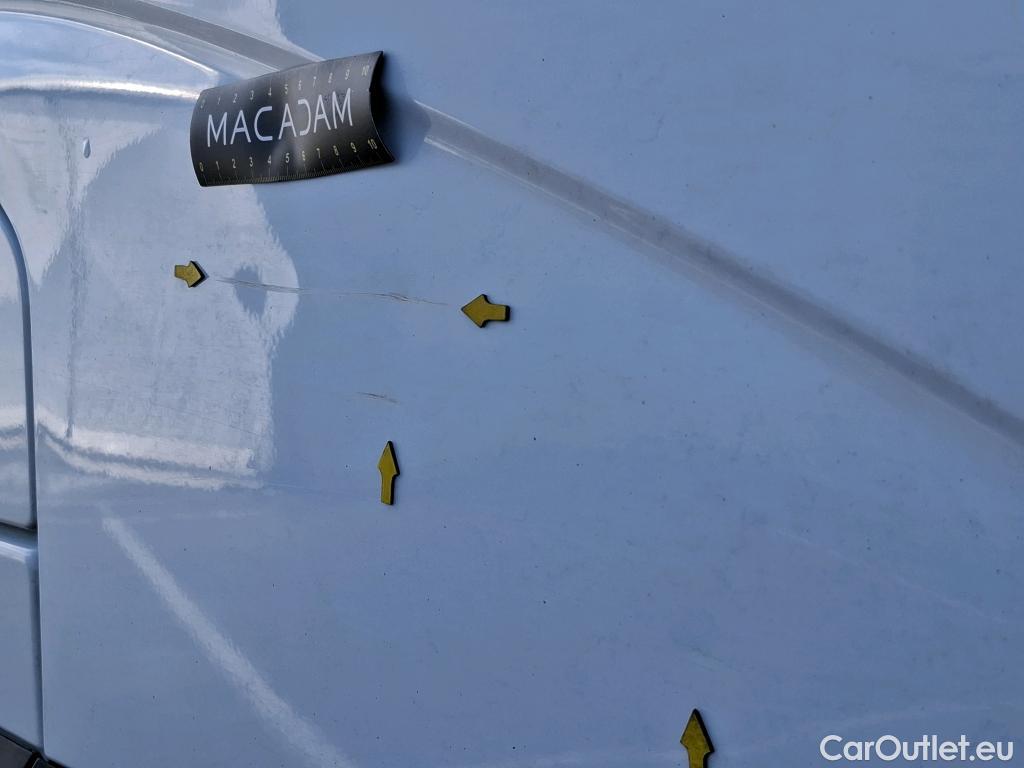  Renault  Master  III Fourgon L2H2 3 5 Grand Confort dCi #3