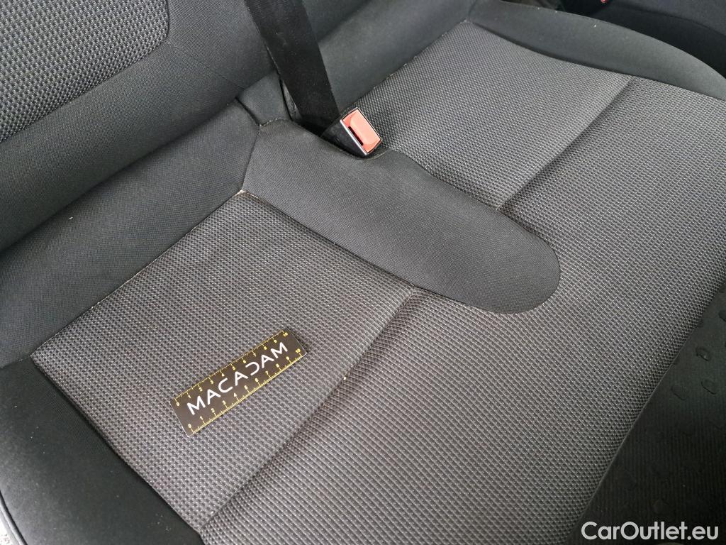  Renault  Trafic  Fourgon L1H1 2T8 Confort 2.0 dCi 110CV BVM6 E6d #51