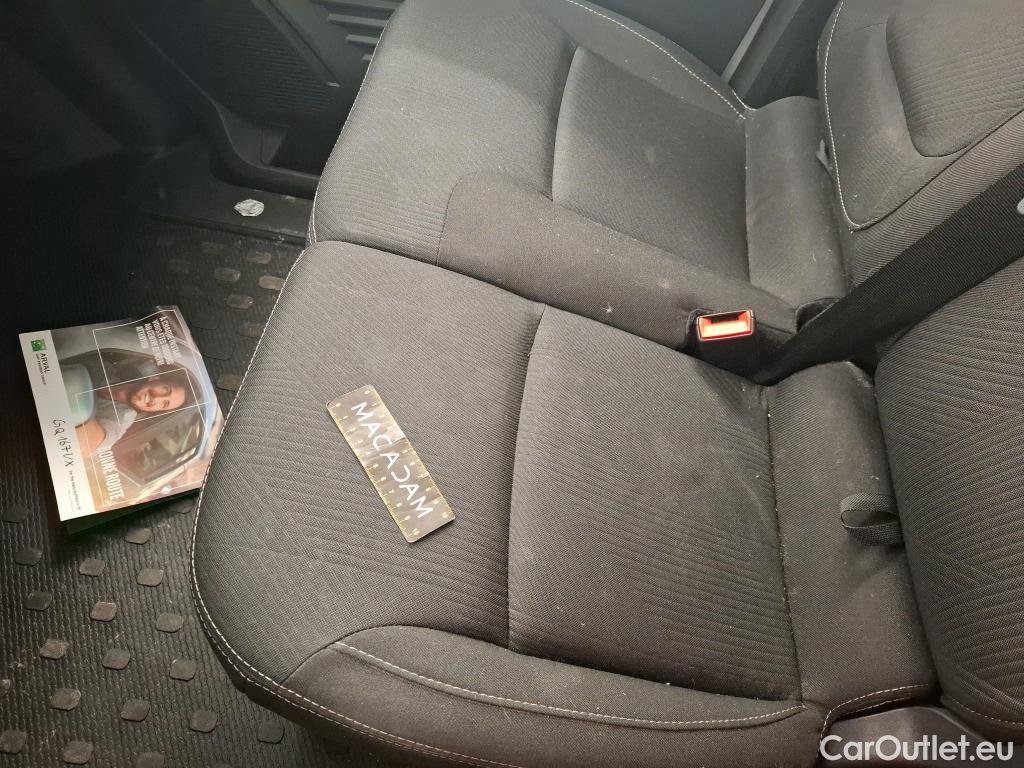  Renault  Trafic  Fourgon L2H1 3T Grand Confort 2.0 dCi 130CV BVM6 E6d #16