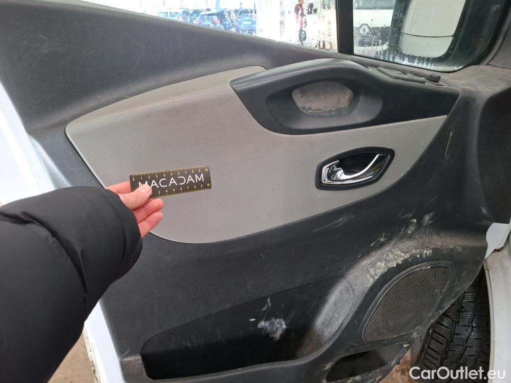  Renault  Trafic  Furgon Grand Confort L1H1 1000 1.6 dCi 120CV BVM6 E6 #42