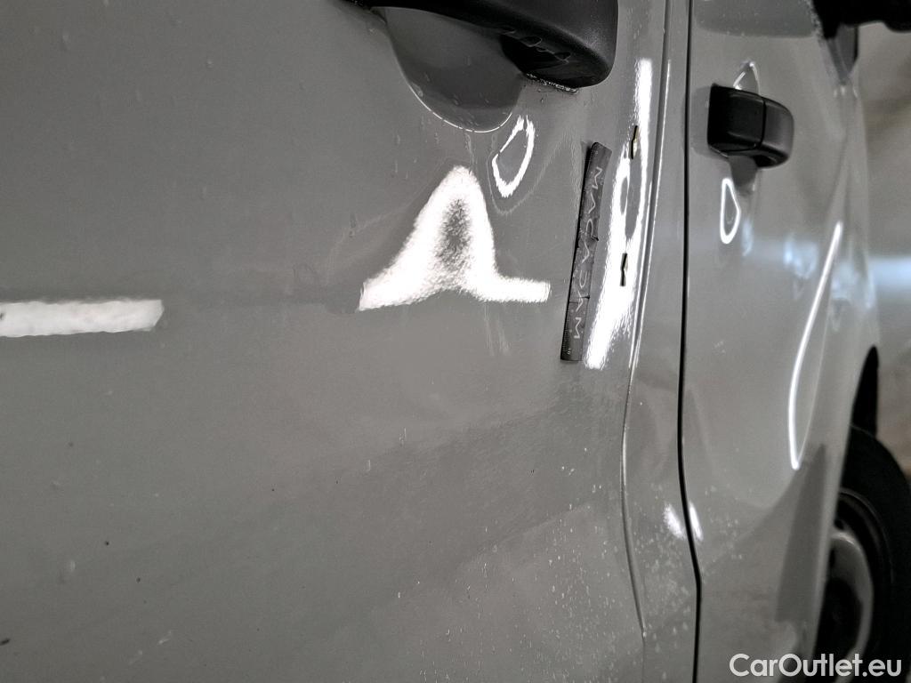  Renault  Trafic  Fourgon L2H1 3T Grand Confort 2.0 dCi 130CV BVM6 E6d #12