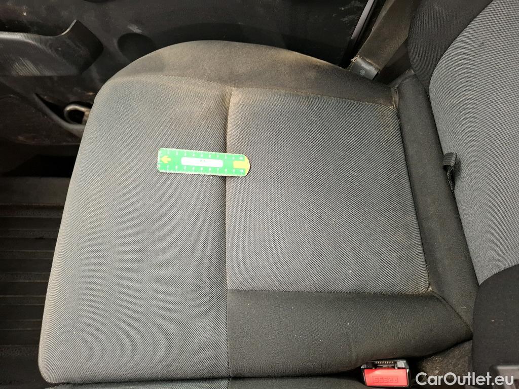  Renault  Master RENAULT  / 2014 / 4P / Fourgon tôlé &FG GCf Trac F3300 L1H1 dCi 110 Euro6 #70