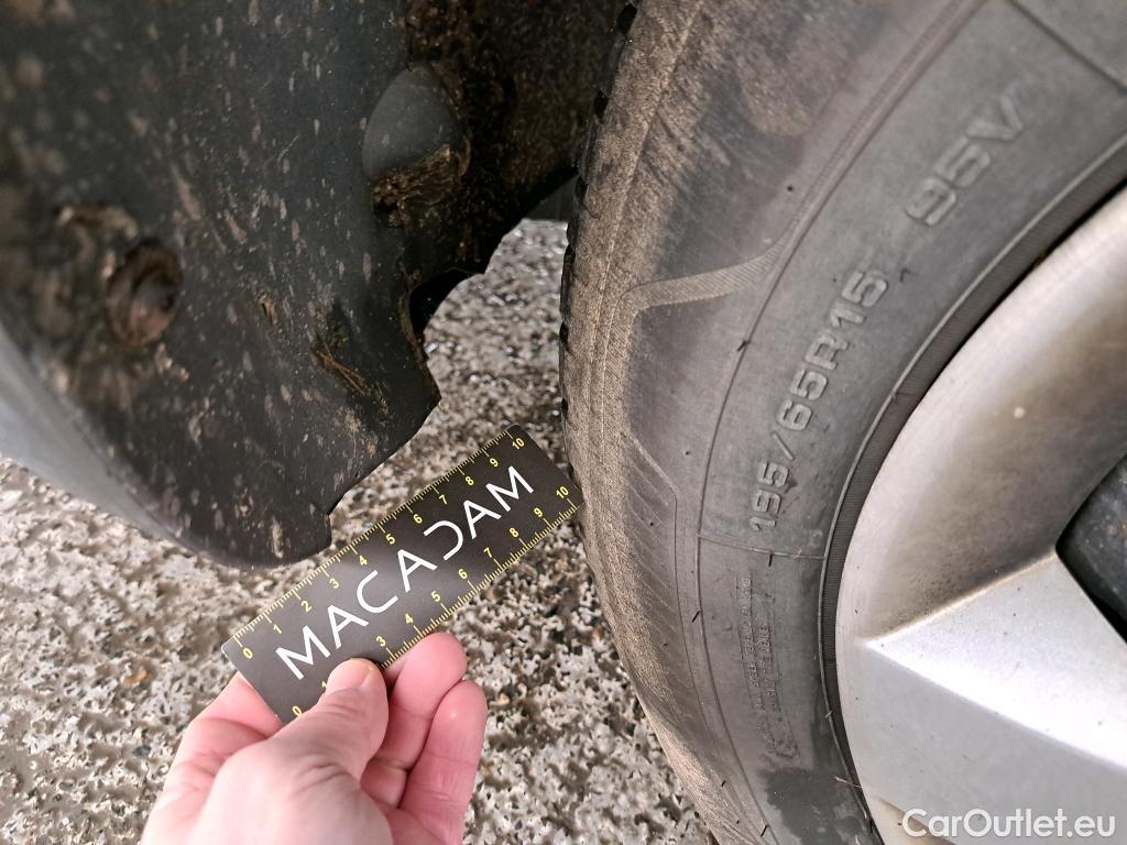  Renault  EXPRESS RENAULT Kangoo  / 2013 / 4P / Fourgonnette Grand Confort - Blue dCi 95 #31