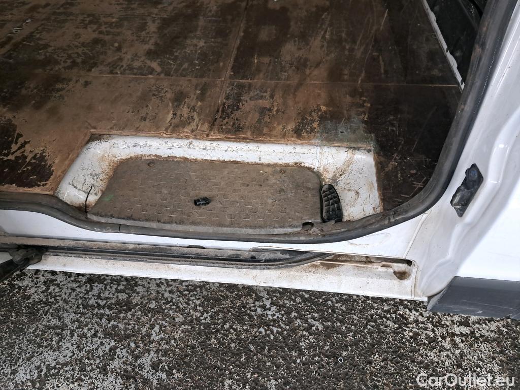  Renault  Trafic  Fourgon L1H1 2T8 Confort 2.0 dCi 110CV BVM6 E6d #29