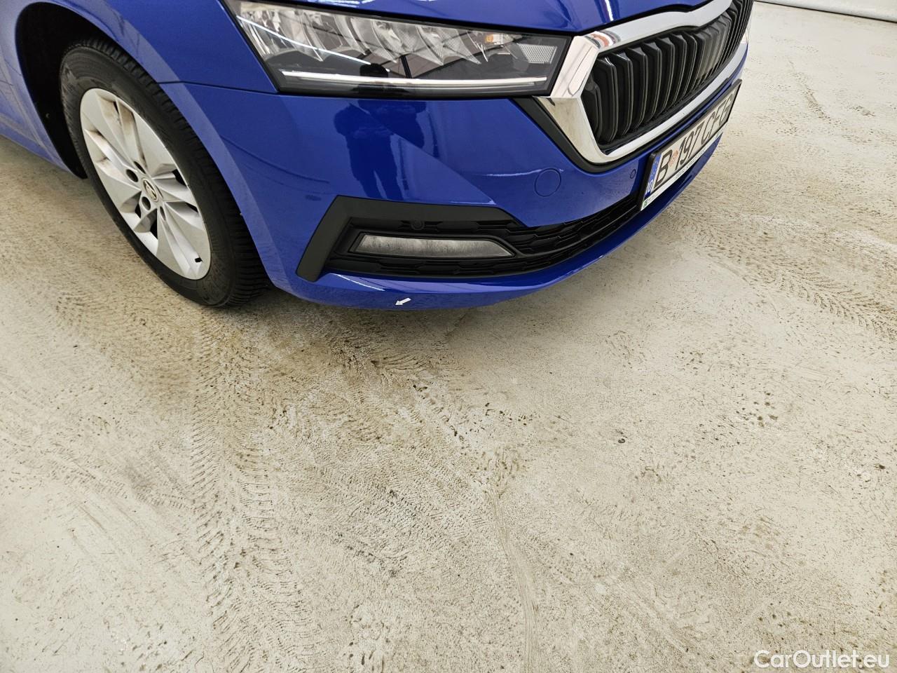  Skoda  Octavia 2.0 TDI 150CP Ambition DSG #8