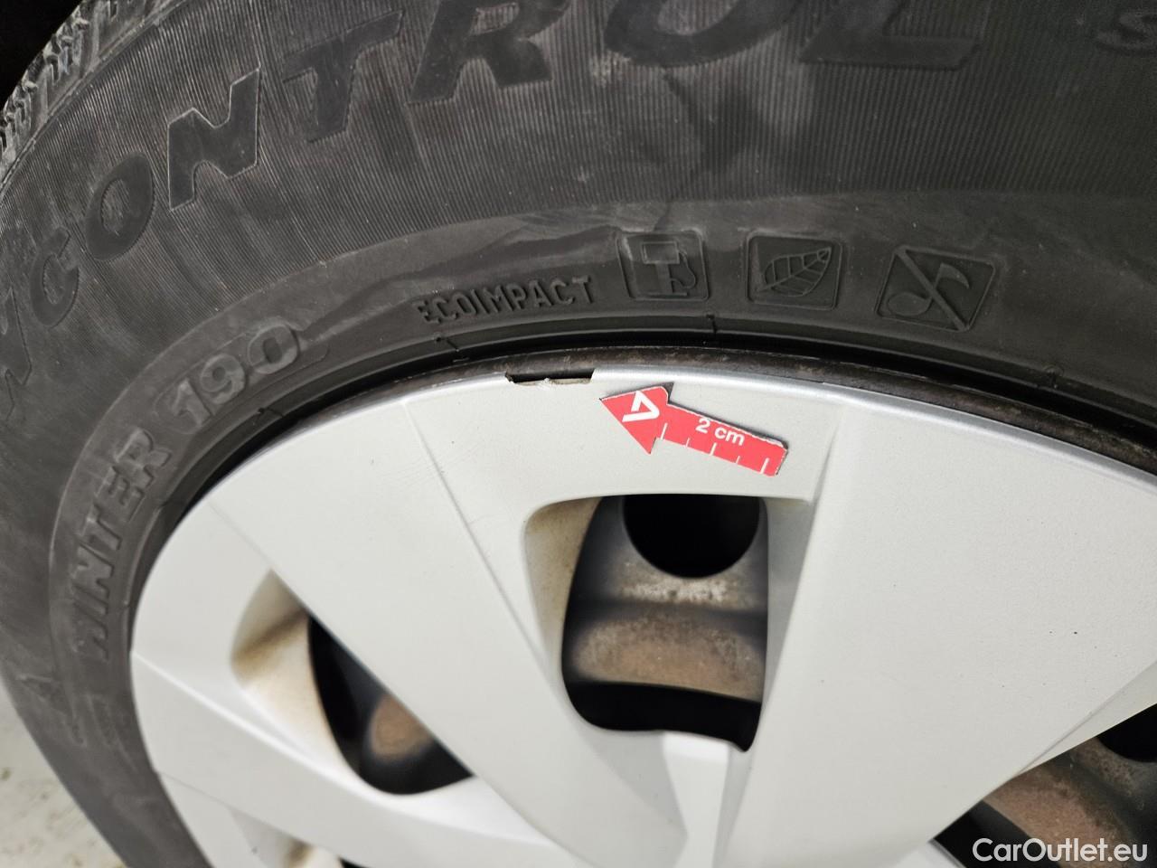  Toyota  Corolla 1.8 Hybrid Business HSD E-CVT #21