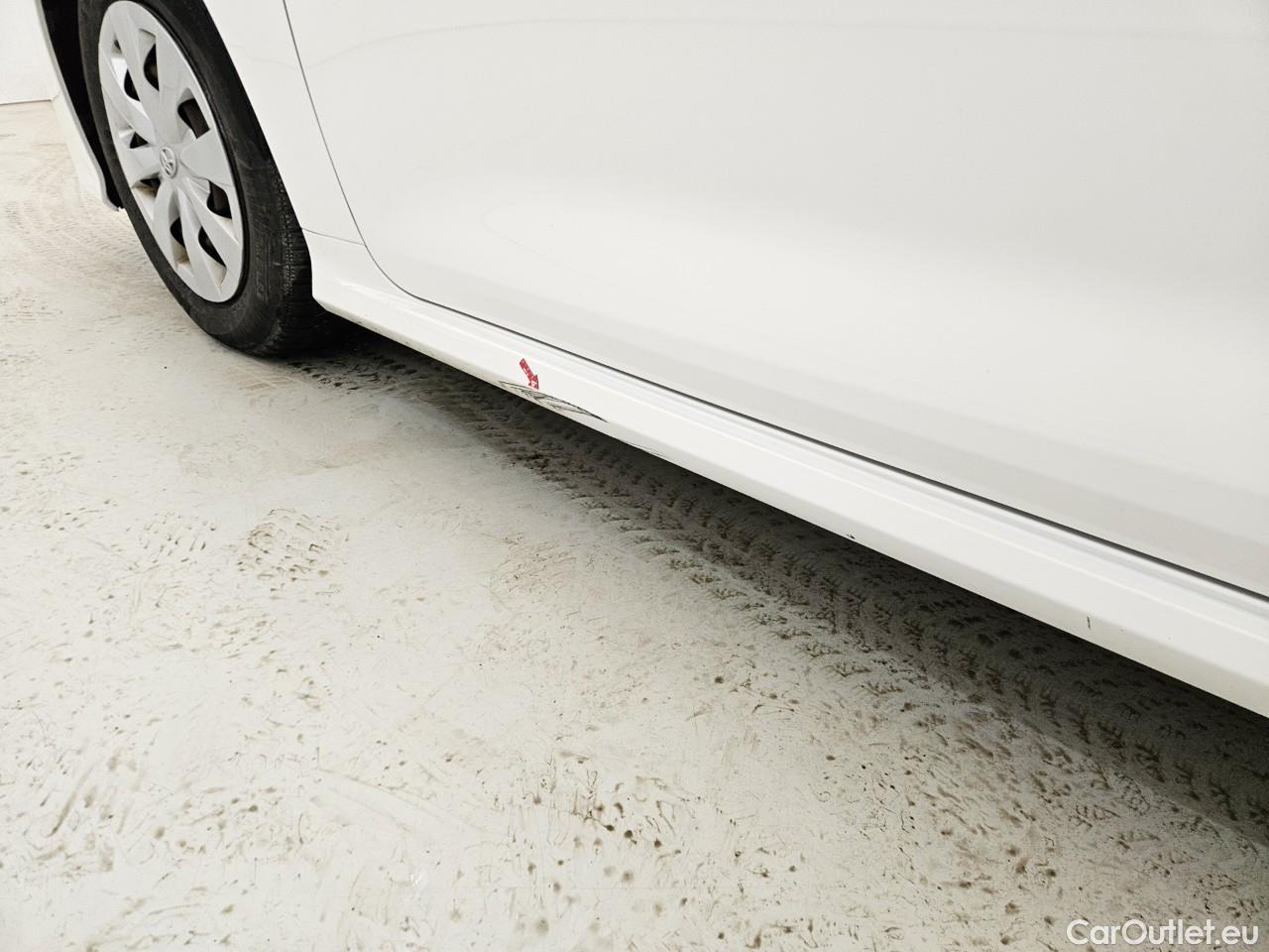  Toyota  Corolla 1.8 Hybrid Business HSD E-CVT #1