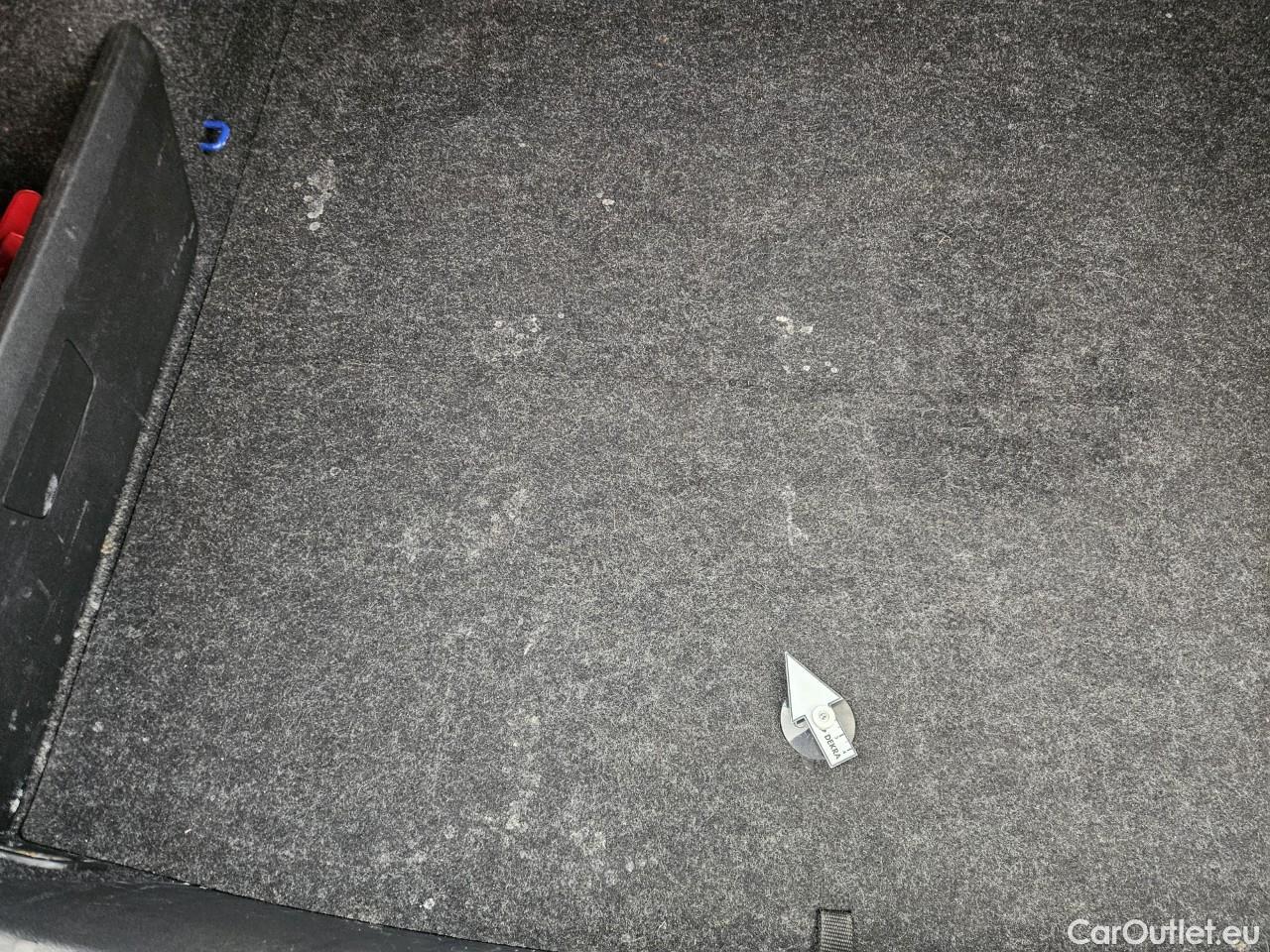  Skoda  Octavia 2.0 TDI 150CP Ambition DSG #42